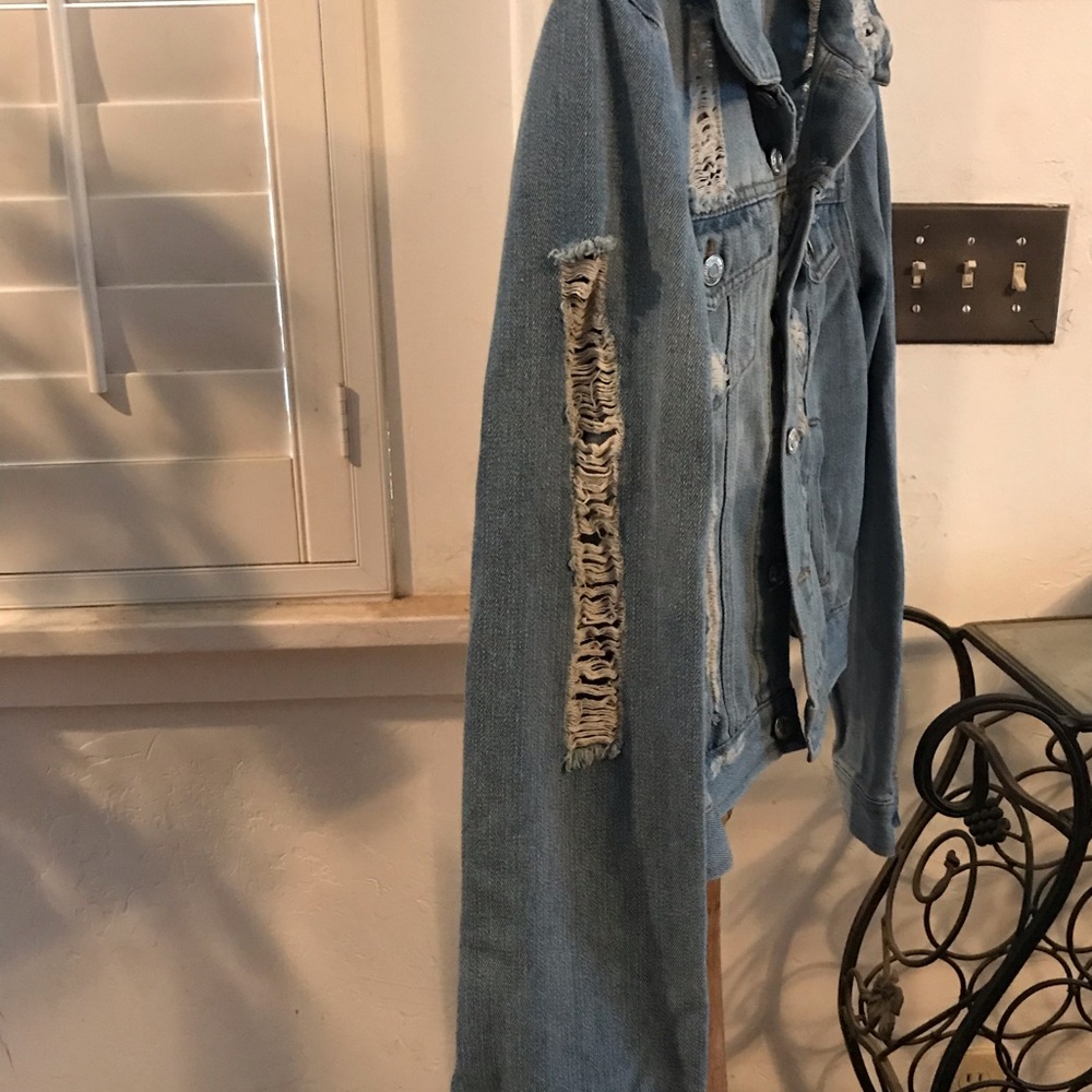 Jean Jacket - Picture 5 of 5